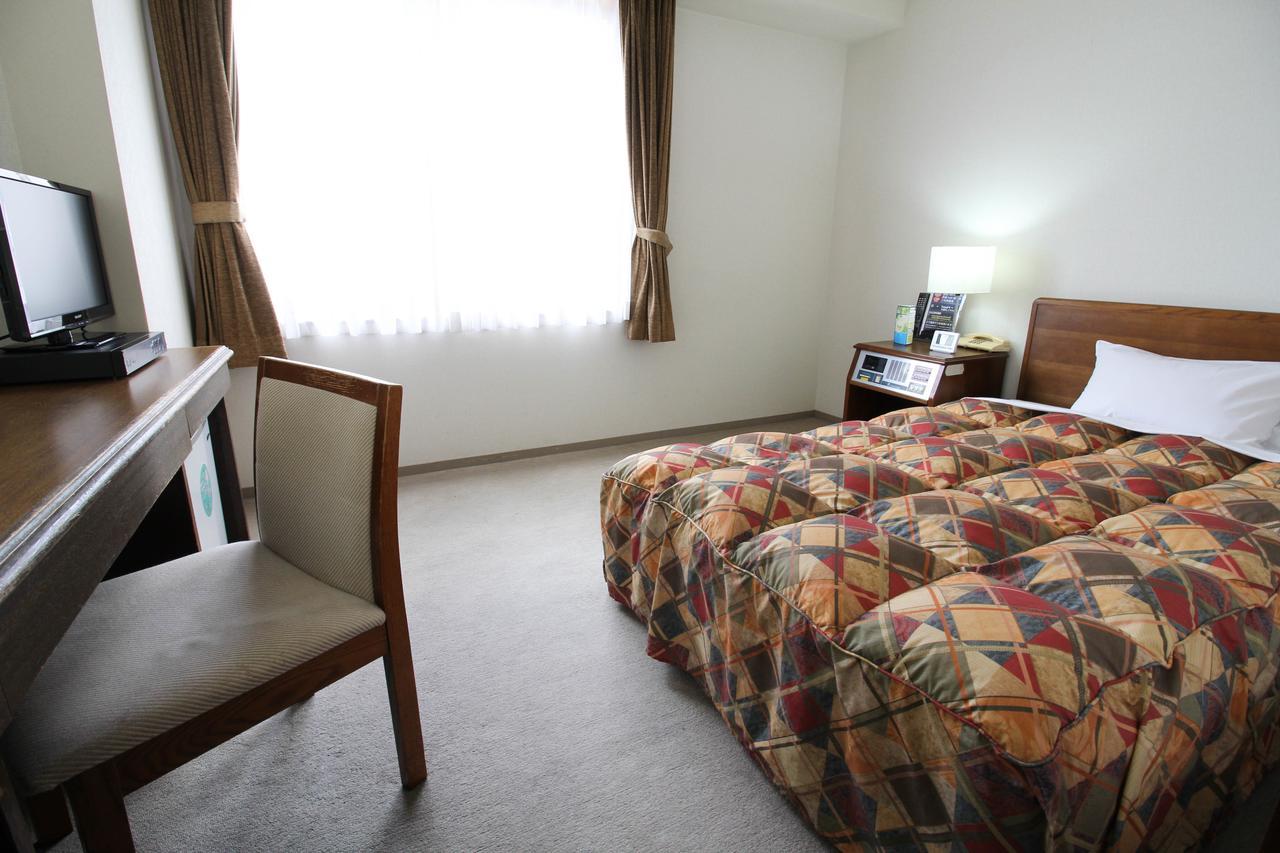 Neyagawa Trend Hotel Екстер'єр фото